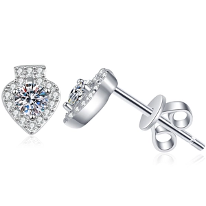 Sparkling S925 sterling silver heart-shaped moissanite stud earrings with butterfly backs