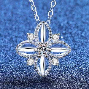 925 Sterling Silver Moissanite Four-Leaf Clover Necklace Pave Rhinestone Star Flower Pendant For Women Party Elegant Jewelry