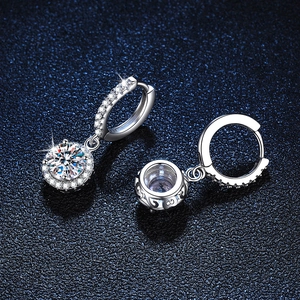 925 Sterling Silver 1 Carat Moissanite Stud Earrings For Women Classic Round Halo Platinum Plated Rhinestone Earrings Jewelry
