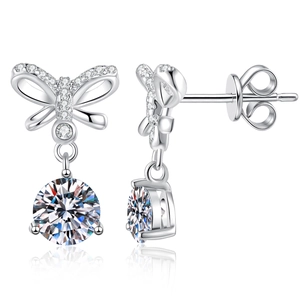 Boucles d'oreilles nœud en argent sterling S925 avec moissanite et sertissage à 3 griffes