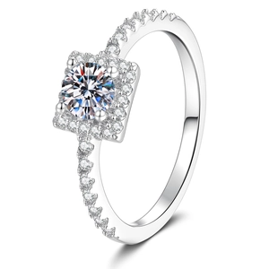 Elegant S925 silver halo ring with a 0.5 carat moissanite center stone in 45-degree view