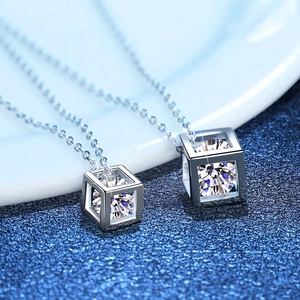 S925 silver cube pendant necklace with sparkling 1ct moissanite stone for women