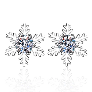 Sparkling snowflake moissanite stud earrings in S925 sterling silver with center stones