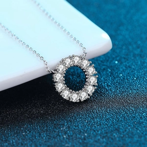 Collier Pendentif Rond en Argent Sterling 925 Moissanite pour Femme Simple Chaîne Clavicule Géométrique Bijoux Cadeau