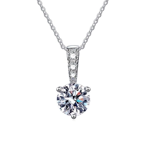 S925 sterling silver necklace with a 1-carat round brilliant-cut moissanite pendant