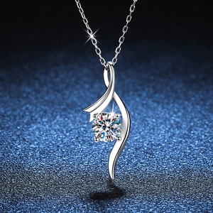 Elegante Collana con Ciondolo in Moissanite in Argento Sterling 925 per Donna Design a Fiocco Gioielli Regalo Anniversario