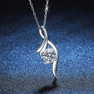 Collana classica in argento sterling 925 con pendente in moissanite da 1 ct e curve eleganti
