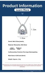 Détail du collier en argent s925 et moissanite montrant les dimensions du pendentif de 1,2 cm