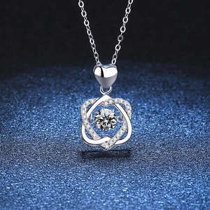 Collier Pendentif Cœur Battant en Argent Sterling 925 Moissanite Strass Forme de Cœur Chaîne de Clavicule Bijoux Femme Cadeau