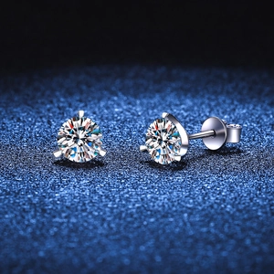 Elegant S925 sterling silver three-prong stud earrings with brilliant moissanite stones