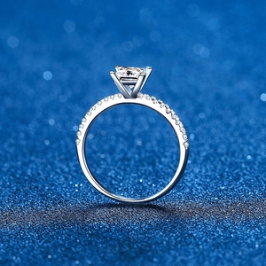 Princess cut moissanite ring in S925 sterling silver with micro-pave side diamonds