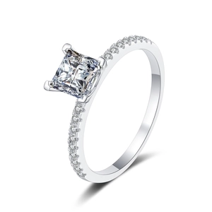 Princess cut moissanite engagement ring in S925 sterling silver with pavé band
