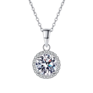 Klassische S925 Sterling Silber Halskette mit 1 Karat runder Moissanit-Anhänger im Halo-Design