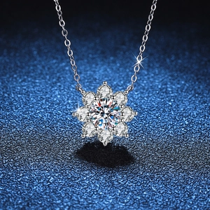 S925 Sterling Silver Moissanite Necklace Sunflower Snowflake Pendant Necklace For Women Moissanite Jewelry