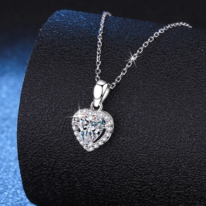 925 Sterling Silver Heart Moissanite Pendant Necklace Elegant Halo Rhinestone Heart Shape Jewelry Necklace For Women Gift