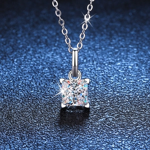 Collier Moissanite Taille Princesse Argent Sterling 925 Pendentif Carré Géométrique Chaîne Strass Simple Bijoux Pour Femmes Mariage Banquet