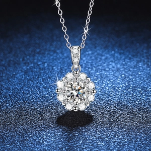 925 Sterling Silver Moissanite Sunflower Necklace For Women Halo Pendant Necklace Elegance Fine Jewelry Gift With GRA Certificate For Anniversary