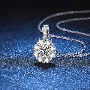 S925 sterling silver necklace featuring a sunflower pendant with a 1ct Moissanite center