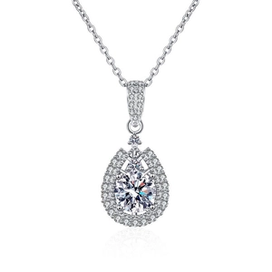 Collier goutte en argent S925 avec pendentif en moissanite 1 carat pavé de diamants