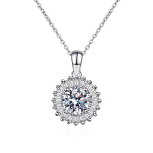 Luxueux collier en argent 925 avec pendentif tournesol en moissanite de 1 carat brillant