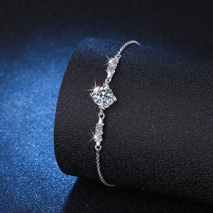 Bracelet élégant en argent sterling S925 avec moissanite 1 carat et sertissage à griffes