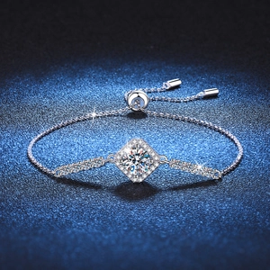 Luxury 925 Sterling Silver Adjustable Bolo Bracelet With Sparkling Moissanite Square Halo Design Elegant Jewelry For Women Gift