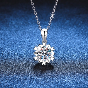 Collana Con Pendente a Fiocco di Neve in Argento Sterling 925 Moissanite per Donna Elegante Gioielli Matrimonio Colore D