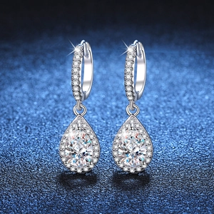 Luxury S925 Sterling Silver Pear Cut Moissanite Drop Earrings Platinum Plated Water Drop Dangle Earrings For Women Jewelry Gift
