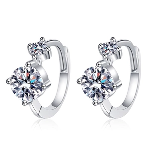 Boucles d'oreilles créoles en argent S925 avec deux pierres Moissanite étincelantes