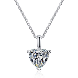 Minimalist S925 sterling silver necklace with heart-shaped 1 carat moissanite pendant