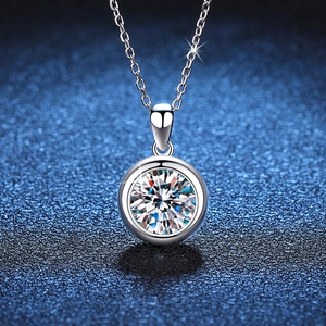 Classic S925 sterling silver necklace featuring a round brilliant cut moissanite pendant