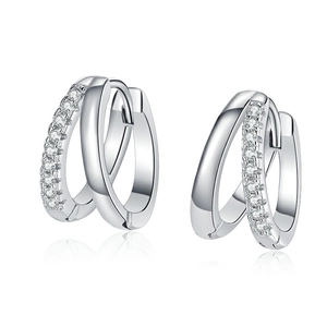 Elegant S925 sterling silver moissanite hoop earrings with a double interlocking design