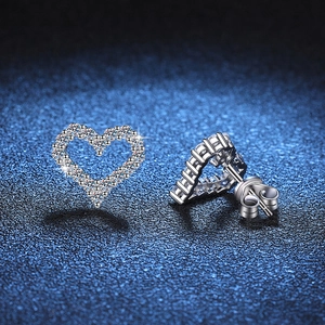 925 Sterling Silver Heart Moissanite Stud Earrings For Women D Color Sparkling Heart Shaped Ear Studs Fine Jewelry Gift With GRA Certificate