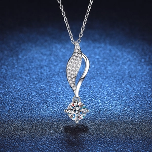 Collier Pendentif Feuille en Argent Sterling S925 pour Femme Élégant Moissanite 1 Carat Chaîne Croisée Bijoux Style Ins