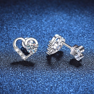 S925 Sterling Silber Herz Moissanit Ohrstecker mit Butterfly-Verschluss für Damen