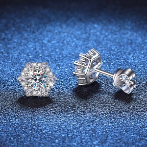 Elegant S925 sterling silver snowflake stud earrings featuring Moissanite sparkling stones