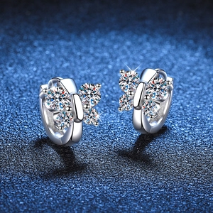 Boucles d'oreilles créoles papillon en argent S925 serties de moissanites brillantes