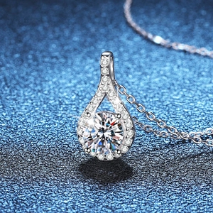 S925 sterling silver water-drop pendant necklace with 1ct Moissanite in pear shape design