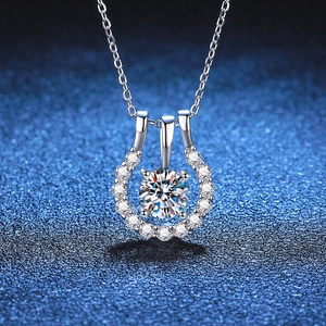 S925 Sterling Silver Moissanite Necklace For Women Horseshoe U-Shaped Pendant Round Brilliant Cut Stone Elegant Jewelry Gift
