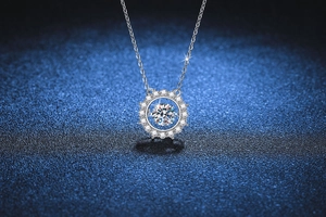 Macro detail of dancing 1 carat moissanite pendant with halo set in S925 silver