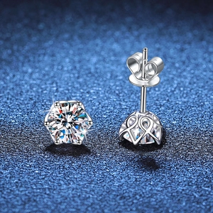 925 Sterling Silver Moissanite Rhinestone Stud Earrings For Women Six Claw Rose Petal Design Classic Sparkly Jewelry Gift
