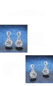 Vue macro des pierres moissanite 1 carat et de la monture en argent torsadé artisanale