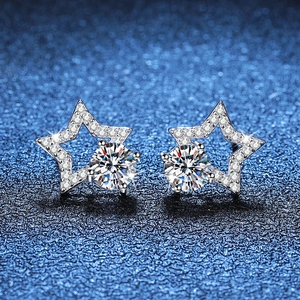 S925 Sterling Silver Moissanite Star Stud Earrings For Women D Color Round Moissanite Elegant Sparkling Jewelry Gift