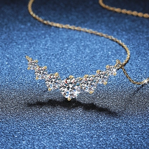 Elegant S925 sterling silver gold necklace with 1.7ct D color moissanite smile pendant