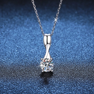 925 Sterling Silver Moissanite Necklace For Women Rotating Bow Pendant One Carat Moissanite Rhinestone Commuter Jewelry Gift