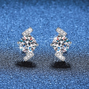 925 Sterling Silver Moissanite Stud Earrings For Women Four Claw Geometric D Color Brilliant Round Moissanite Jewelry Gift