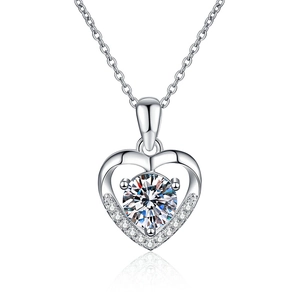 Collier pendentif cœur en argent sterling S925 avec moissanite 1 carat et halo chic