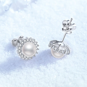 Elegant S925 sterling silver studs with classic natural freshwater pearls and halo crystals