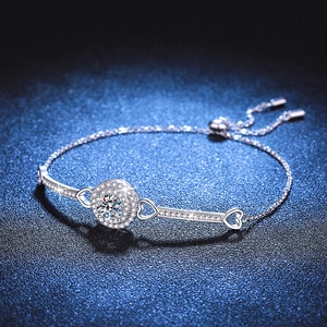 Luxurious 925 sterling silver moissanite bracelet with heart hollow design and slider clasp