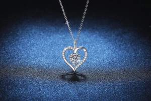 Detail of S925 sterling silver heart necklace featuring a 1ct Moissanite center stone